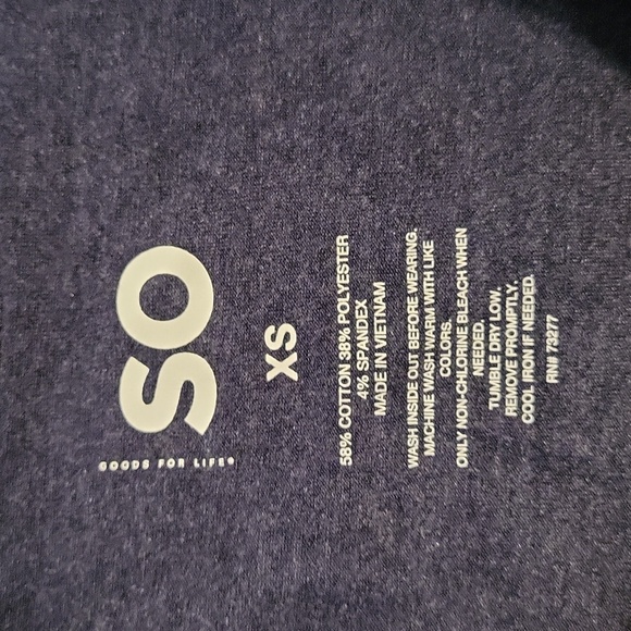 3 SO The Favorite Scoopneck Tank Tops - Picture 13 of 15